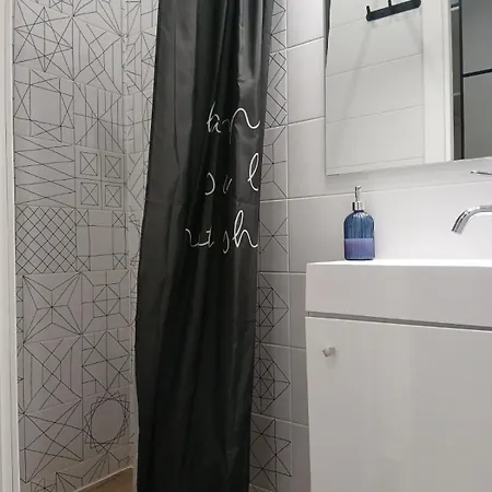 федьковича біля вокзалу Apartment *